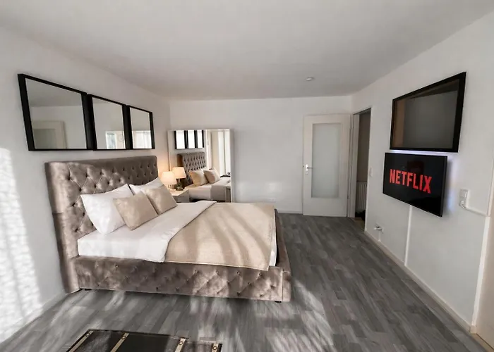Modernes Mit Balkon & Smart Tv Bei Hamburg * Reinbek